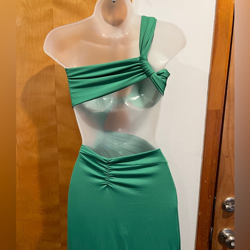MICAS Asymmetrical Twist Ruched Slit One Shoulder Maxi Dress - Picture 8 of 8